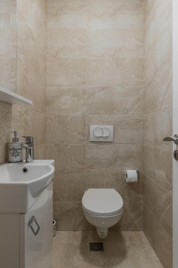 Bleri Apartment, 2 Bedroom, Free Parking Пристина Екстериор снимка