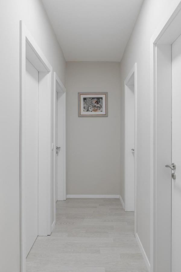Bleri Apartment, 2 Bedroom, Free Parking Пристина Екстериор снимка